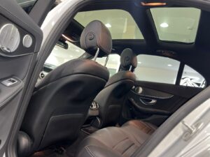 2016 Mercedes-Benz C450 AMG (14)