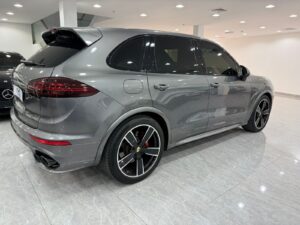 2016 Porsche Cayenne GTS (8)