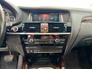 2017 BMW X3 xDrive28i M Power (14)