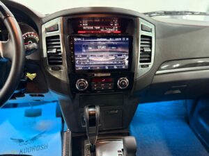 2020 Mitsubishi Pajero signature Edition (14)