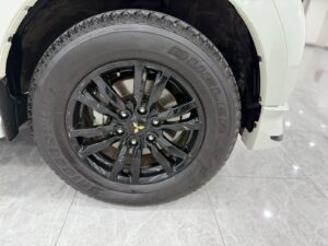 2020 Mitsubishi Pajero signature Edition (15)