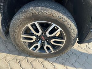2023 GMC Sierra 1500 AT4 (11)
