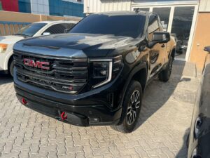 2023 GMC Sierra 1500 AT4 (2)