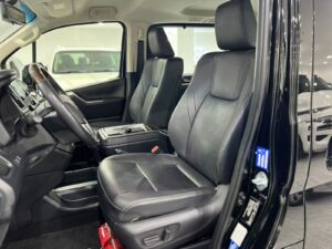 2023 Toyota Granvia Premium (10)