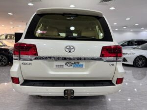 Toyota Land Cruiser GXR V6 (15)