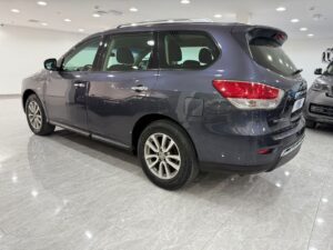 2014 Nissan pathfinder 4wd (4)